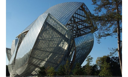 Gehrys Louis Vuitton Art Museum Sails Onto Paris Skyline