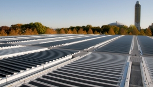 Photovoltaic louvers on the roof of Kimbell Art Museum